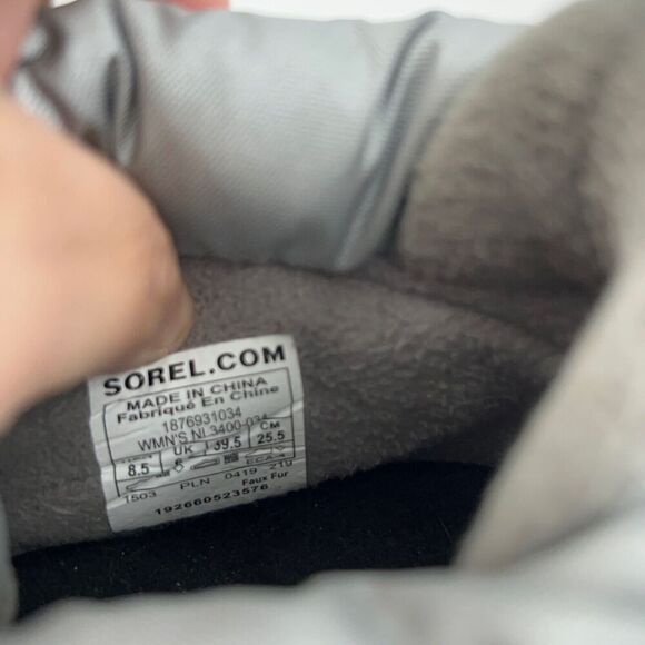 Sorel Women Size 8.5 Out N About Puffy Waterproof Bootie Shoe Silver Winter Boot - Picture 12 of 14